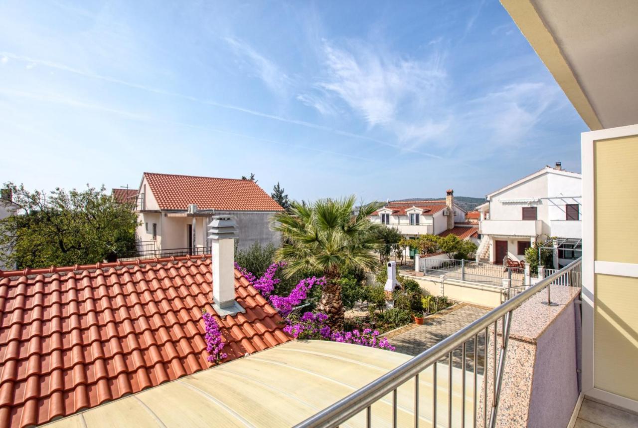 Apartments With A Parking Space Vodice - 6178 外观 照片